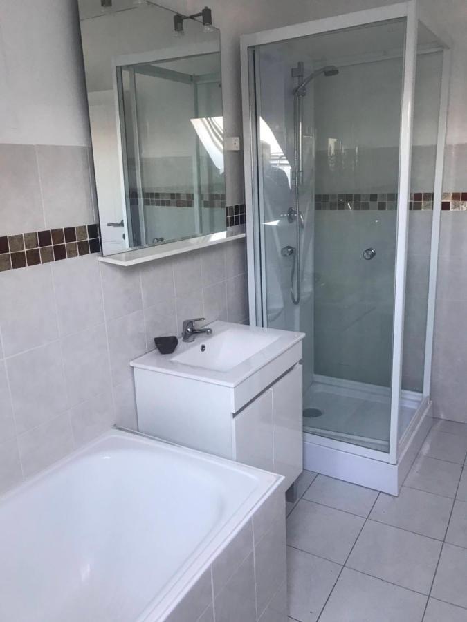 Residence Banlieue Parisienne Neuilly Luaran gambar